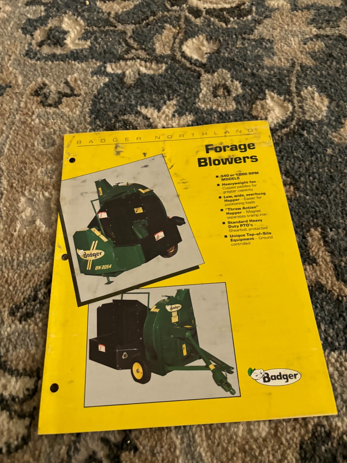Badger BN1040 BN2054 Forage Blower Brochure FCCA24