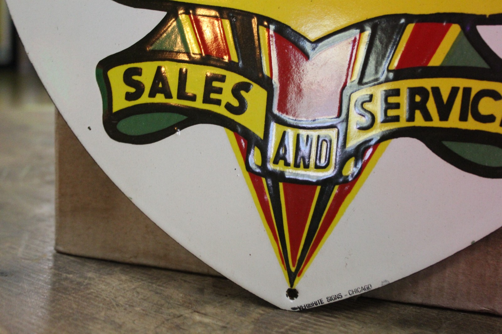 RARE 1950s WOOD’S ELECTRICAL FARM EQUIPMENT PORCELAIN METAL DEALER SIGN MILK COW