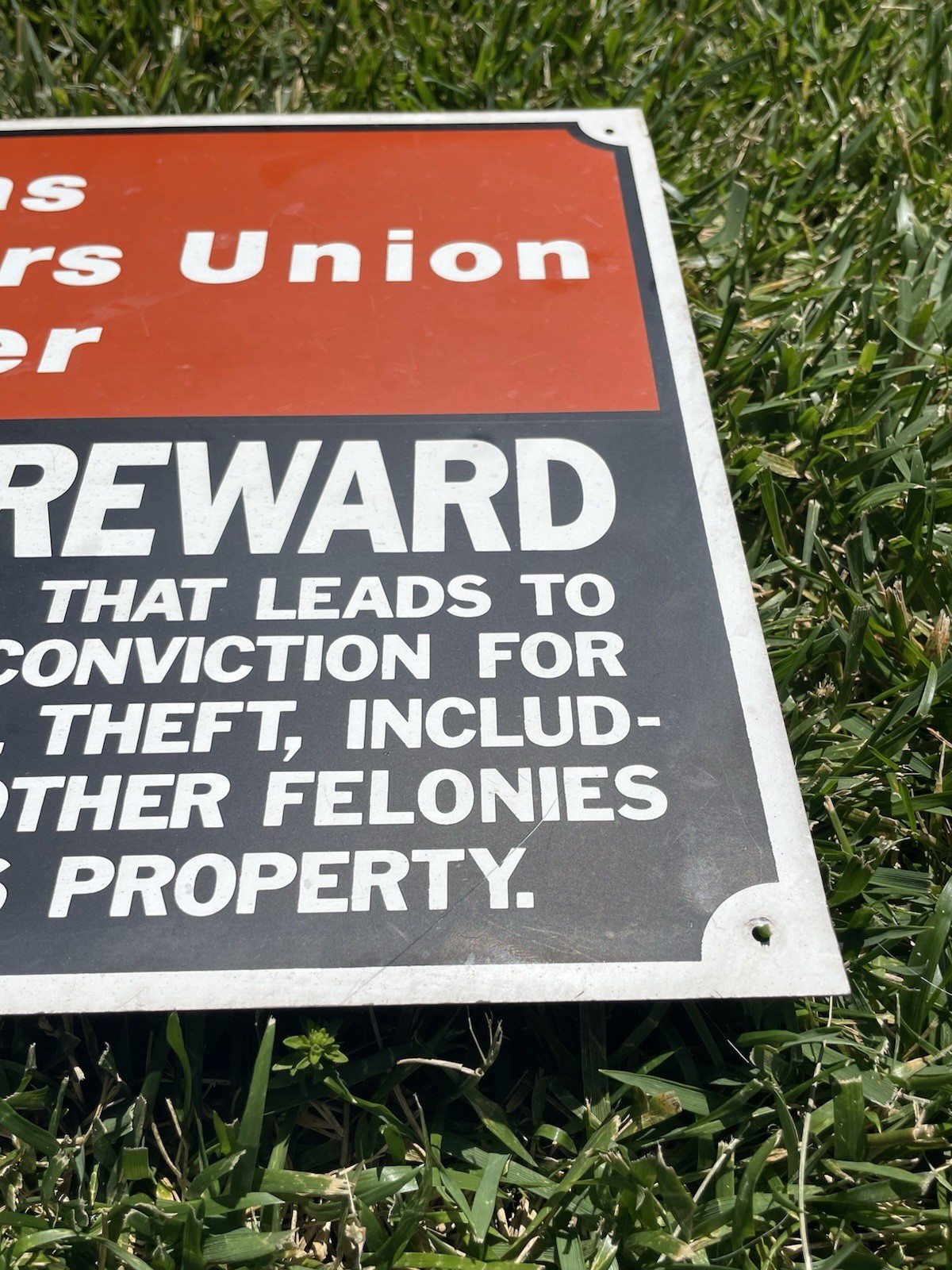NICE VINTAGE 1970s KANSAS FARMERS UNION METAL WARNING REWARD AG SIGN 18×12″