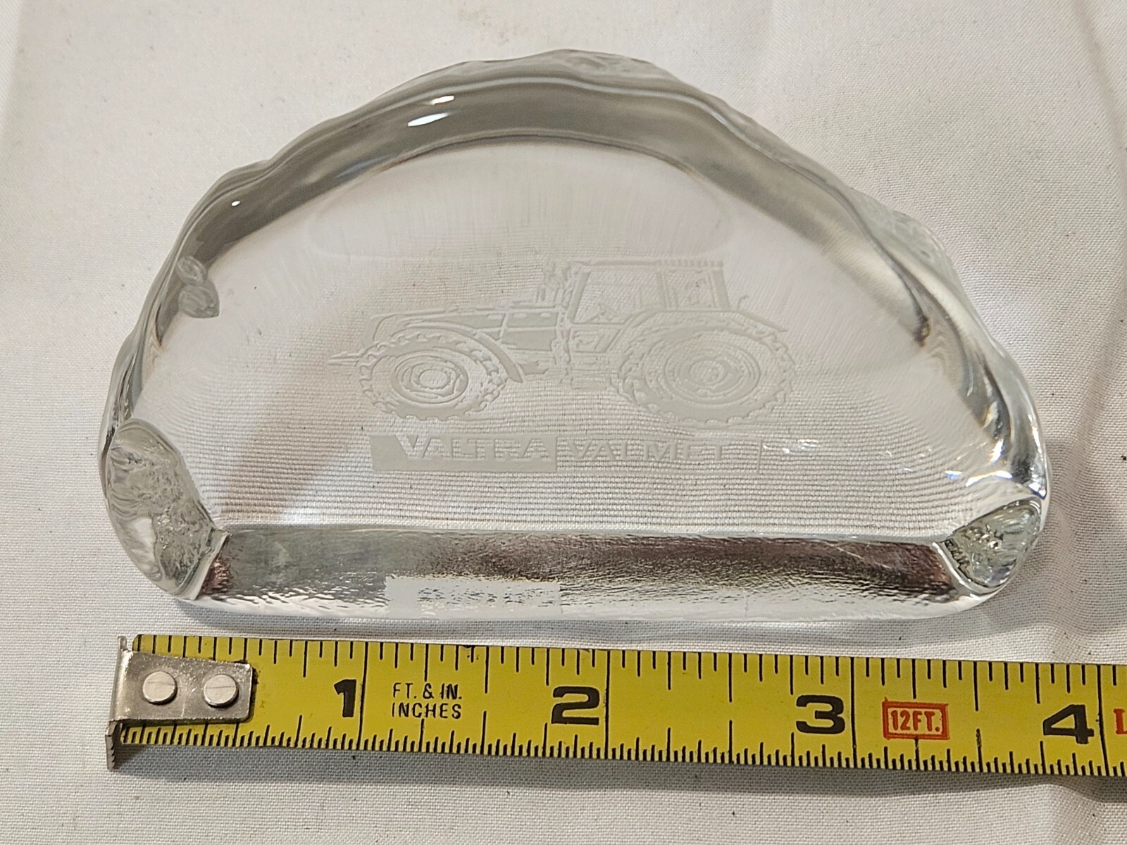NEW VALTRA VALMENT DEALER EDITION TRACTOR GLASS COLLECTIBLE