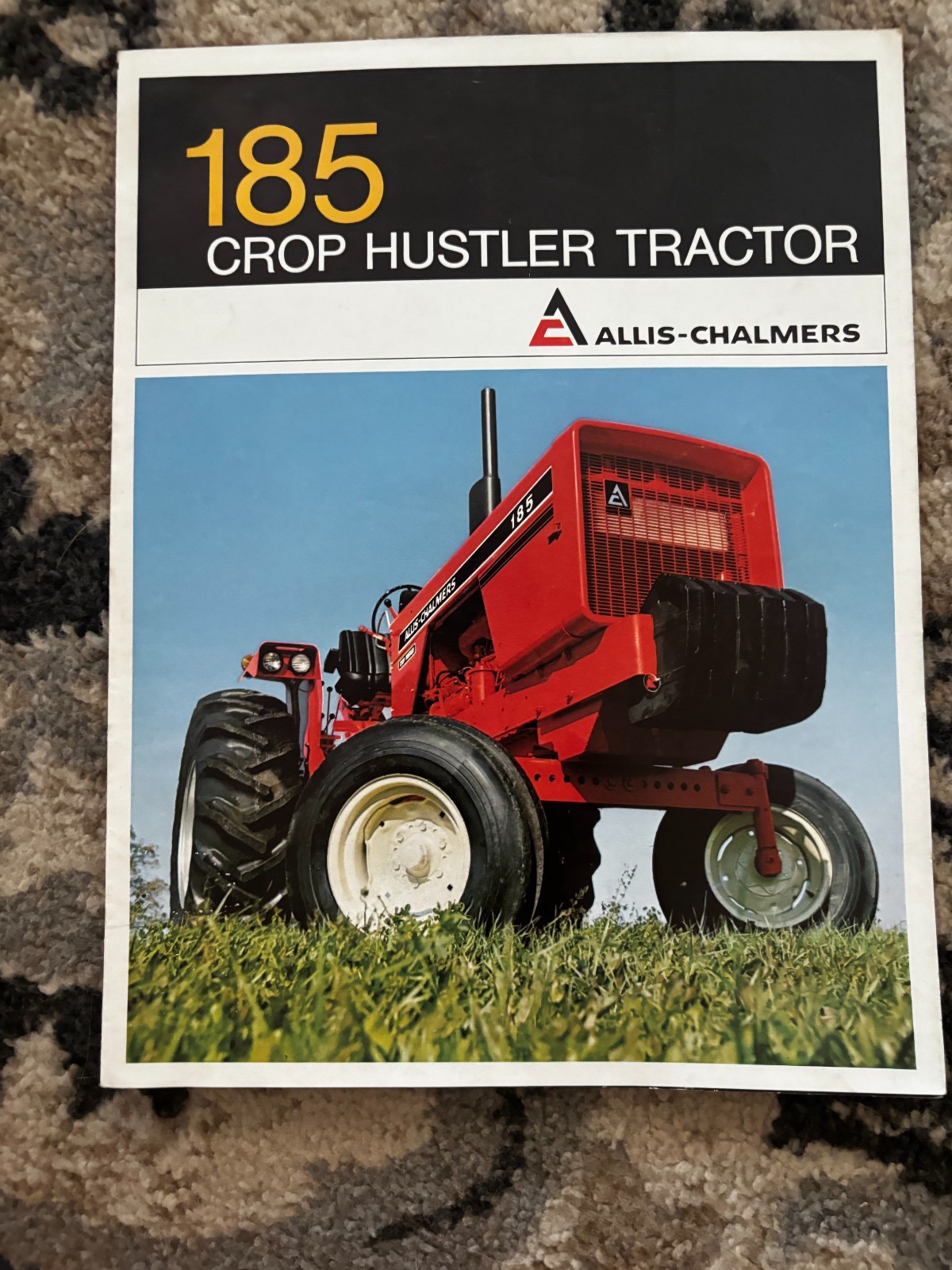 Allis Chalmers 185 Tractor For 1971 Brochure DCPA26