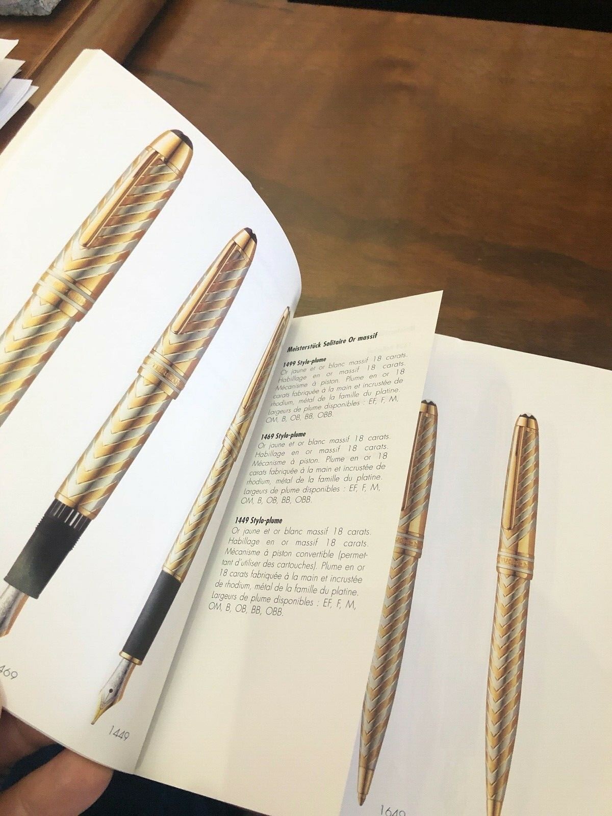 MONT BLANC, MONTBLANC BOOKLET FRENCH 97 PAGES PENSER A L’ESSENTIEL