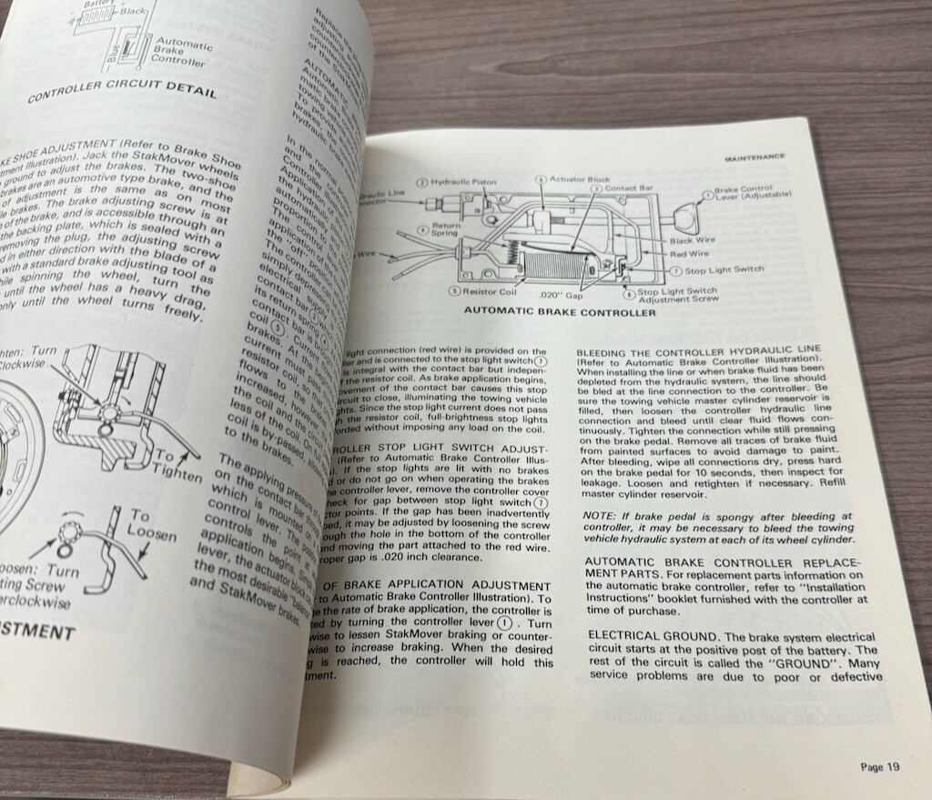 Hesston Farm Equipment StakMover 30 Operator’s Manual