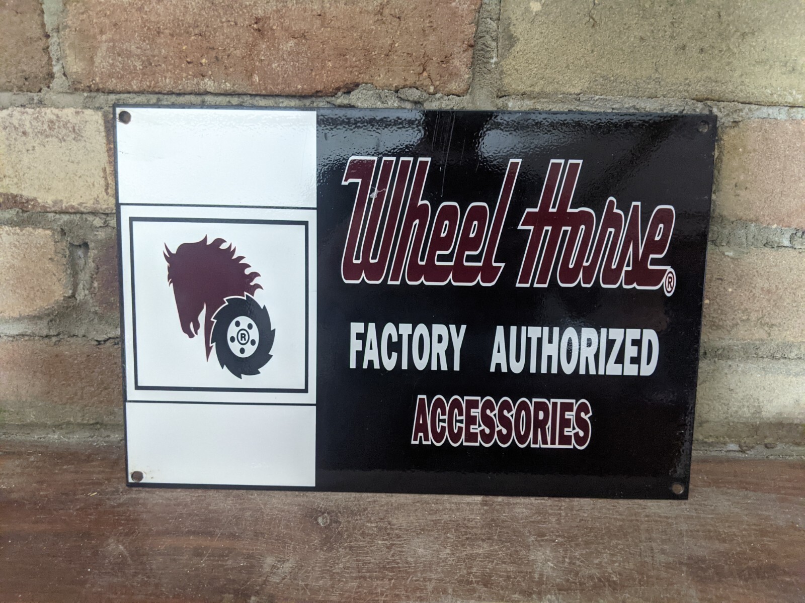 VINTAGE WHEEL HORSE FACTORY ACCESSORIES PORCELAIN METAL SIGN 12″ X 8″