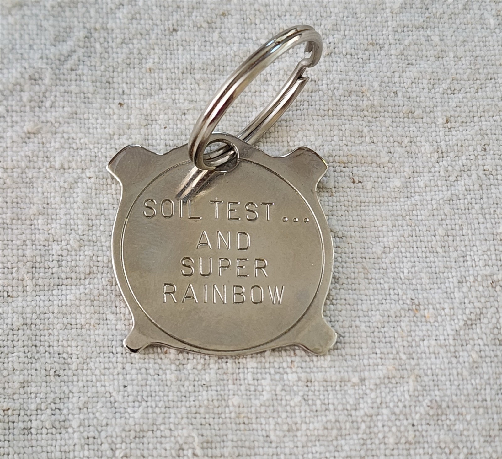 VINTAGE ALL METAL 4 IN 1 TOOL KEYCHAIN FOB IMC SUPER RAINBOW FERILIZER 1.25″