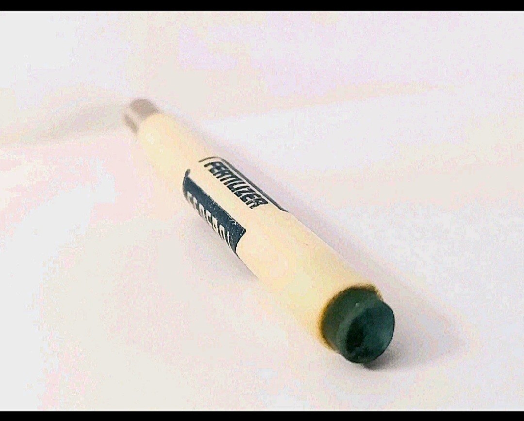 Vintage 1940’s Federal Fertilizer Advertising Bullet Pencil