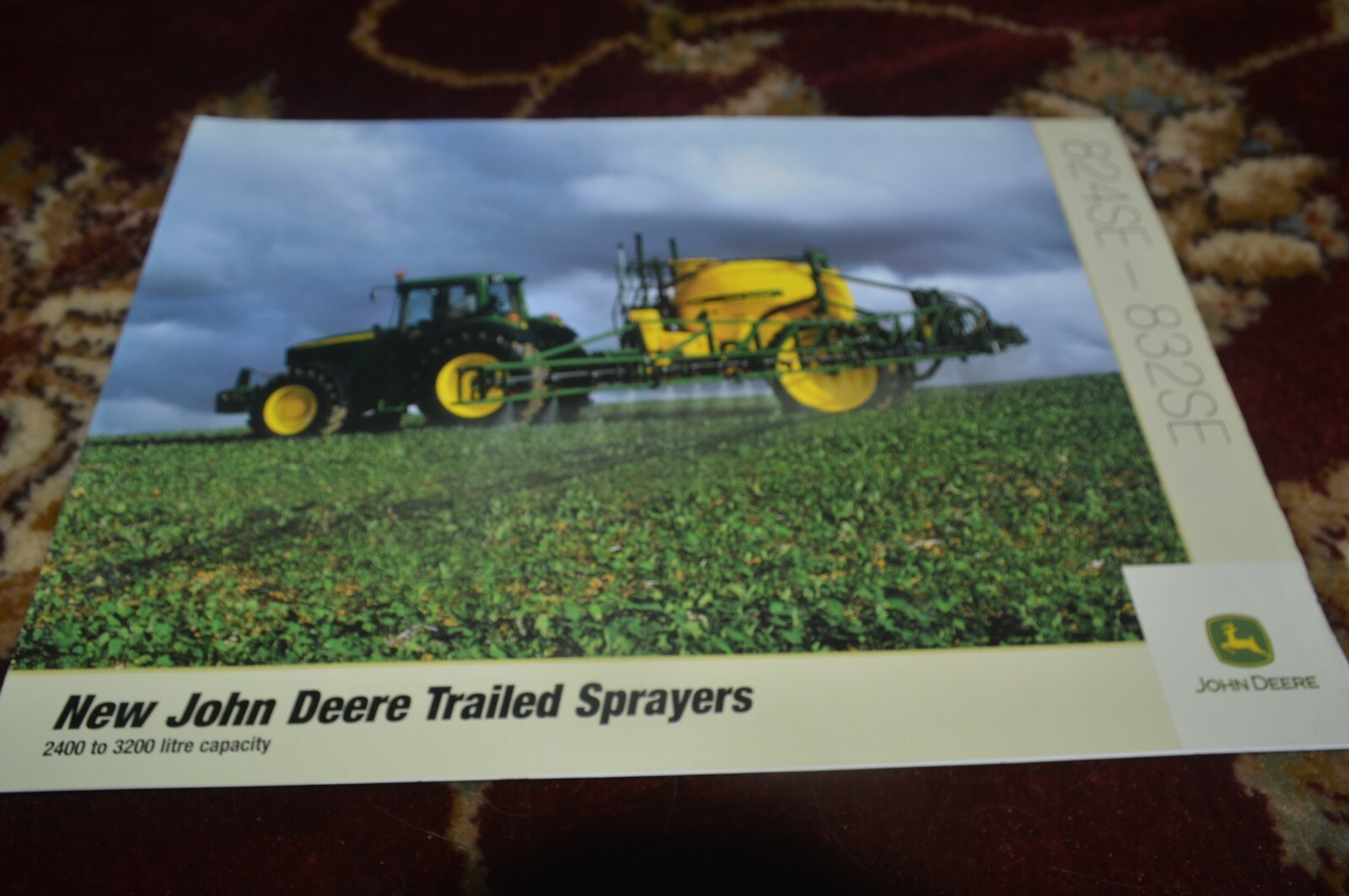 John Deere 824SE 832SE Sprayers For 2004 Brochure FCCA