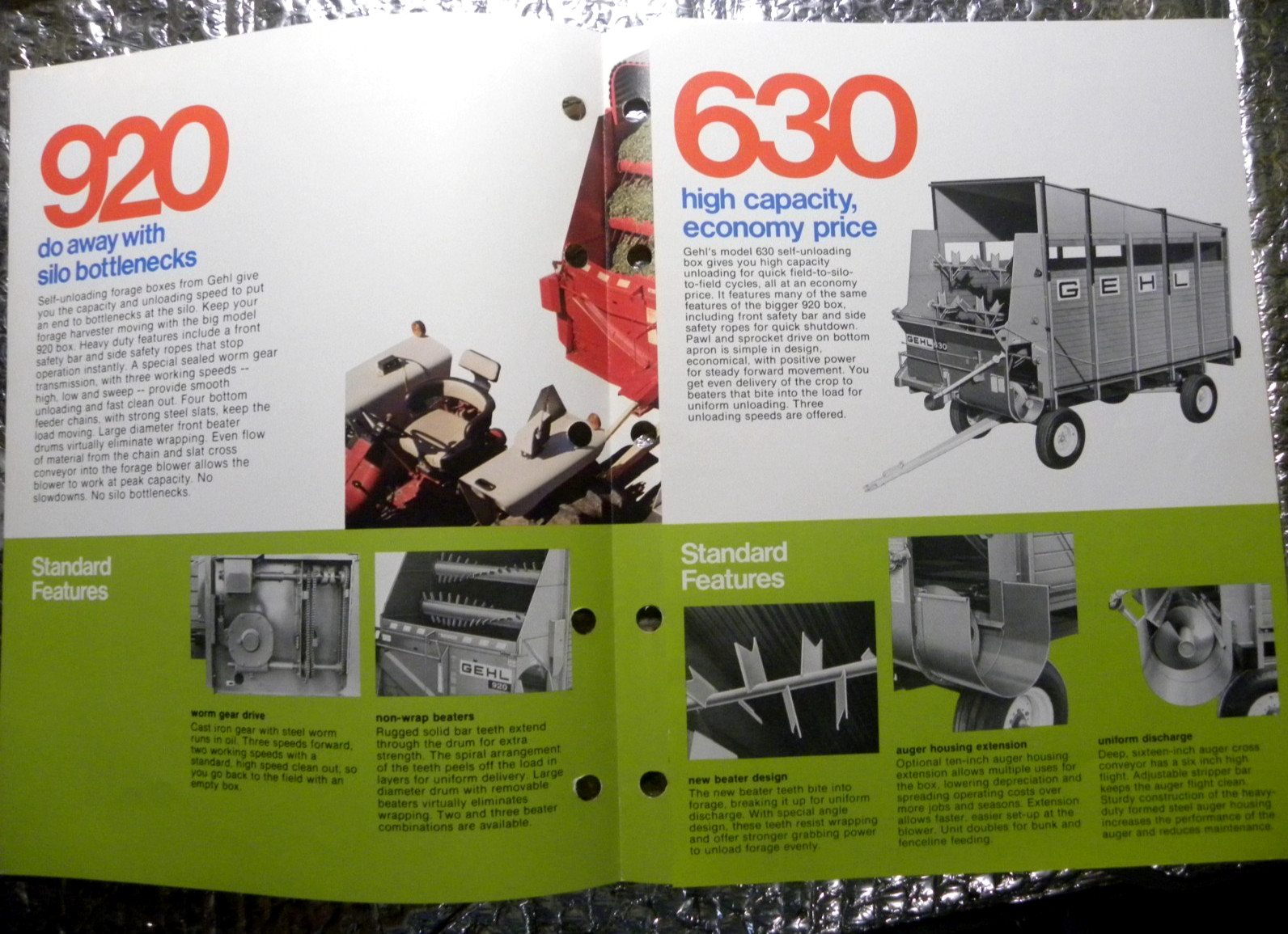 Vintage Factory GEHL Dealer’s Brochure Self-Unloading Box 920 & 630