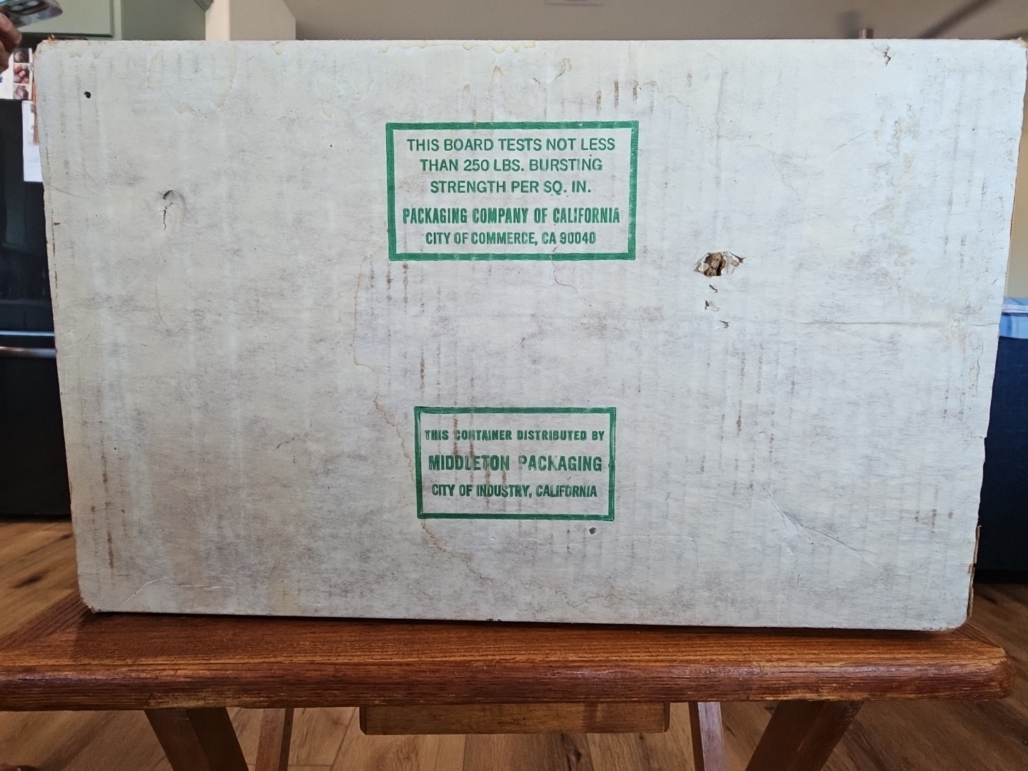 Vintage Cardbord Box Via’s Turkeys Yucaipa Ca. 17×11″ Good HANDLES 👍 1970’s