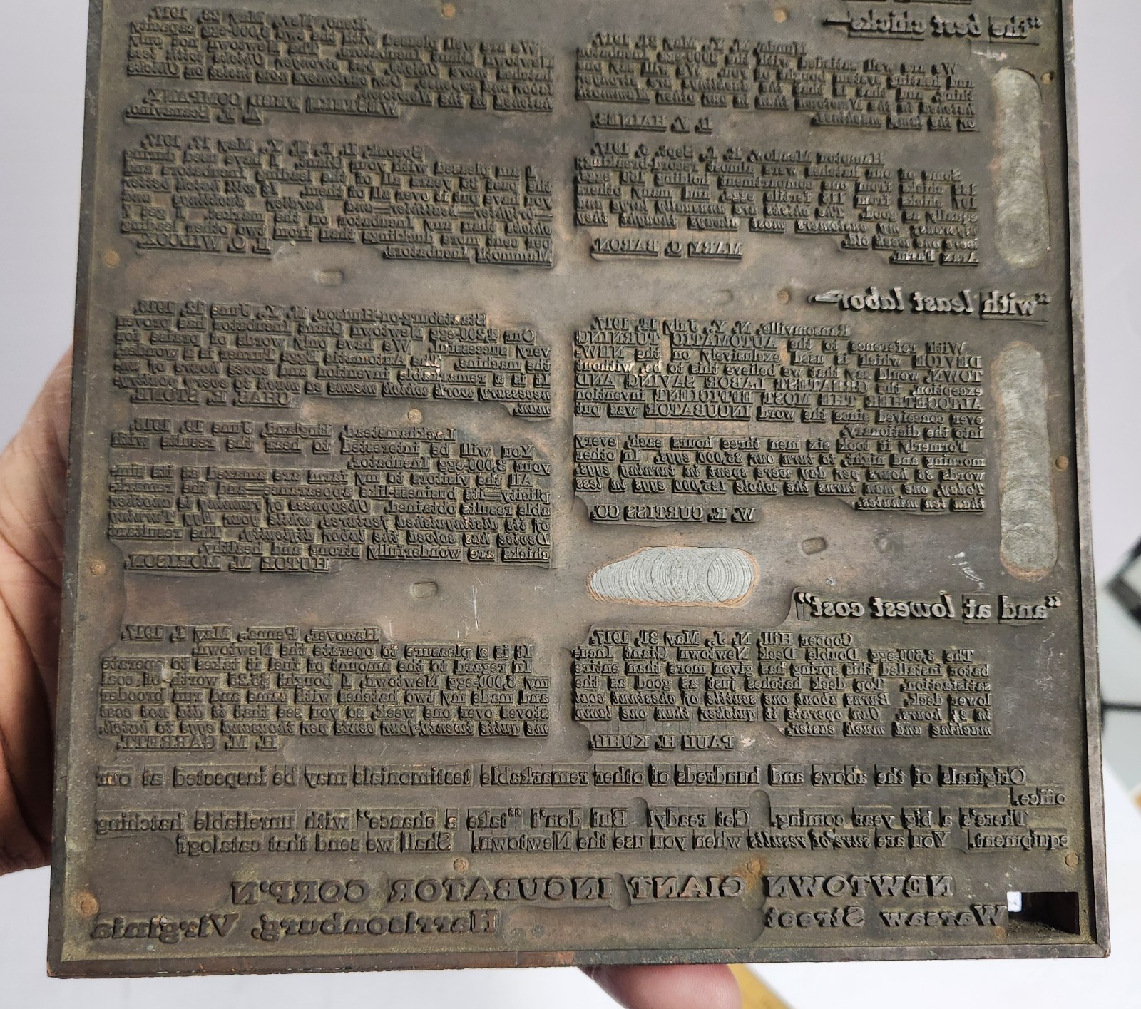 1910’s-20’s THE NEWTOWN GIANT INCUBATOR Printing Plate For Full Page Ad. 7″x10″