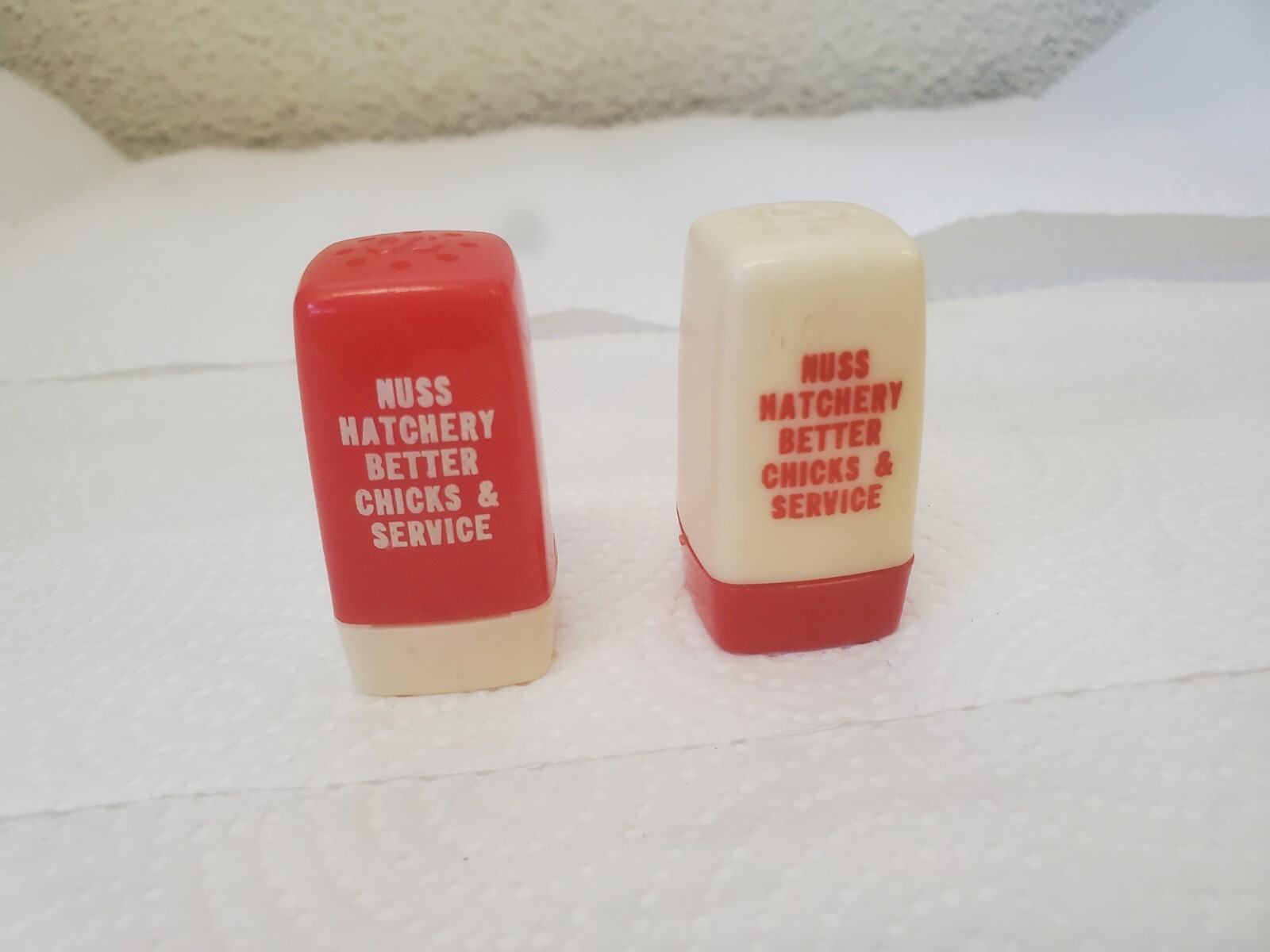Small Plastic Salt & Pepper Shakers Nuss Hatchery Better Chicks Waverley Iowa