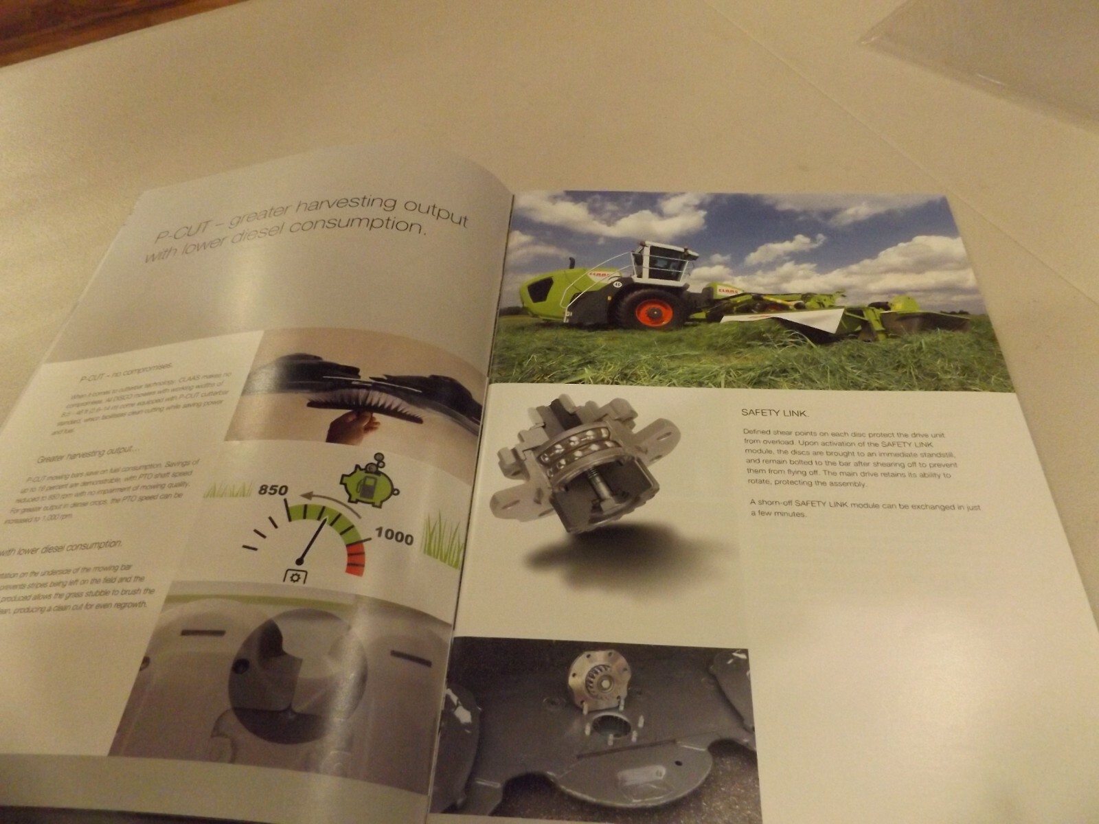 CLAAS DISCO Perfect forage. LITERATURE # DISCO 03/2012