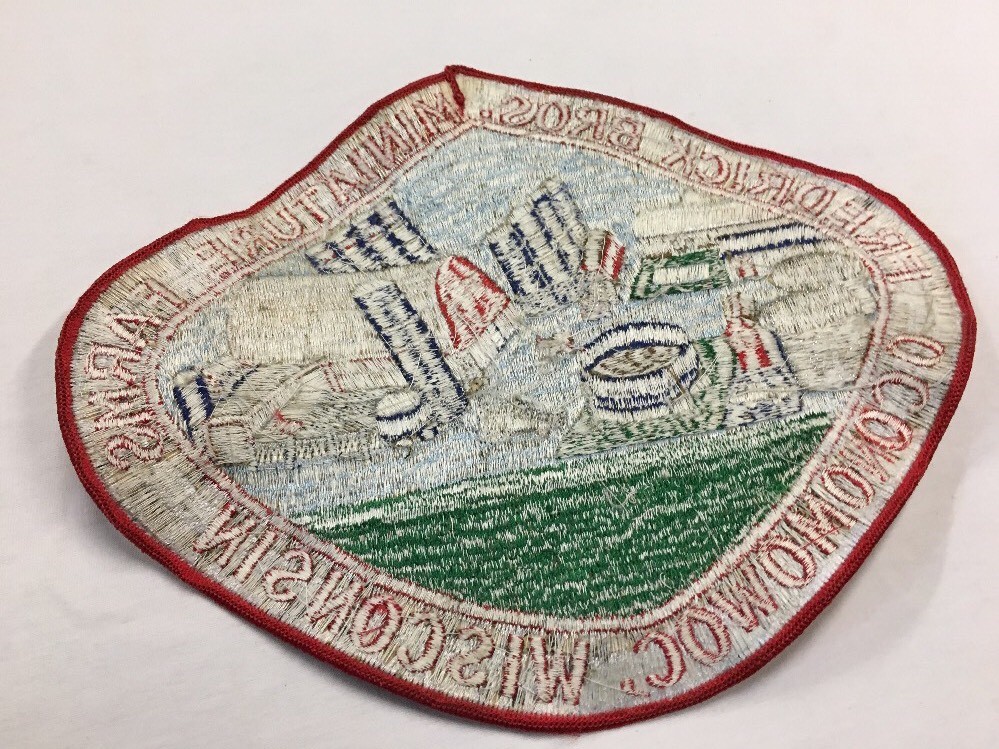 Vintage Patch Fredrick Bros Miniature Farms Oconomowoc, Wi. Large 9″ X 7 1/2″
