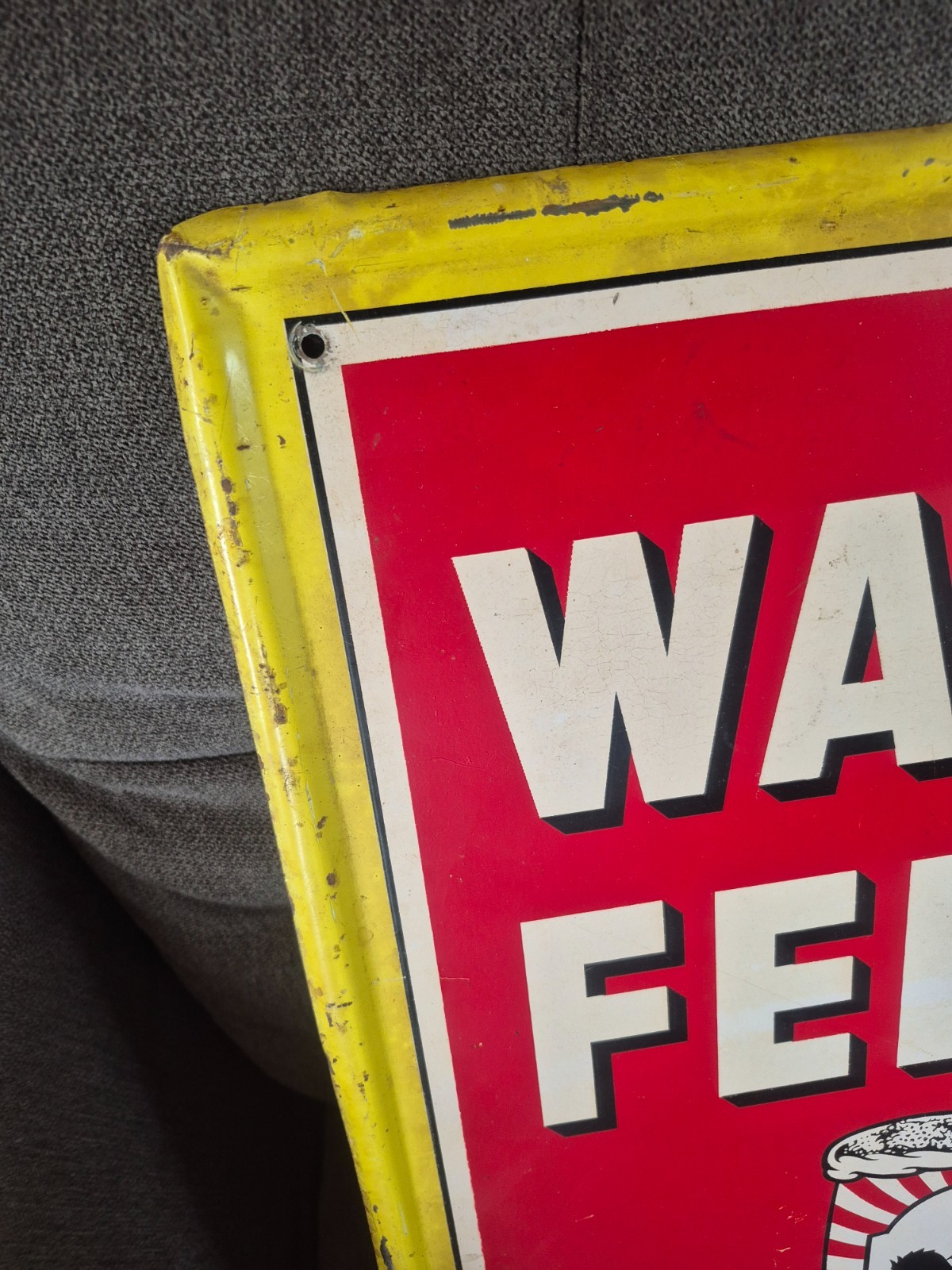 authentic vintage Wayne feeds sign
