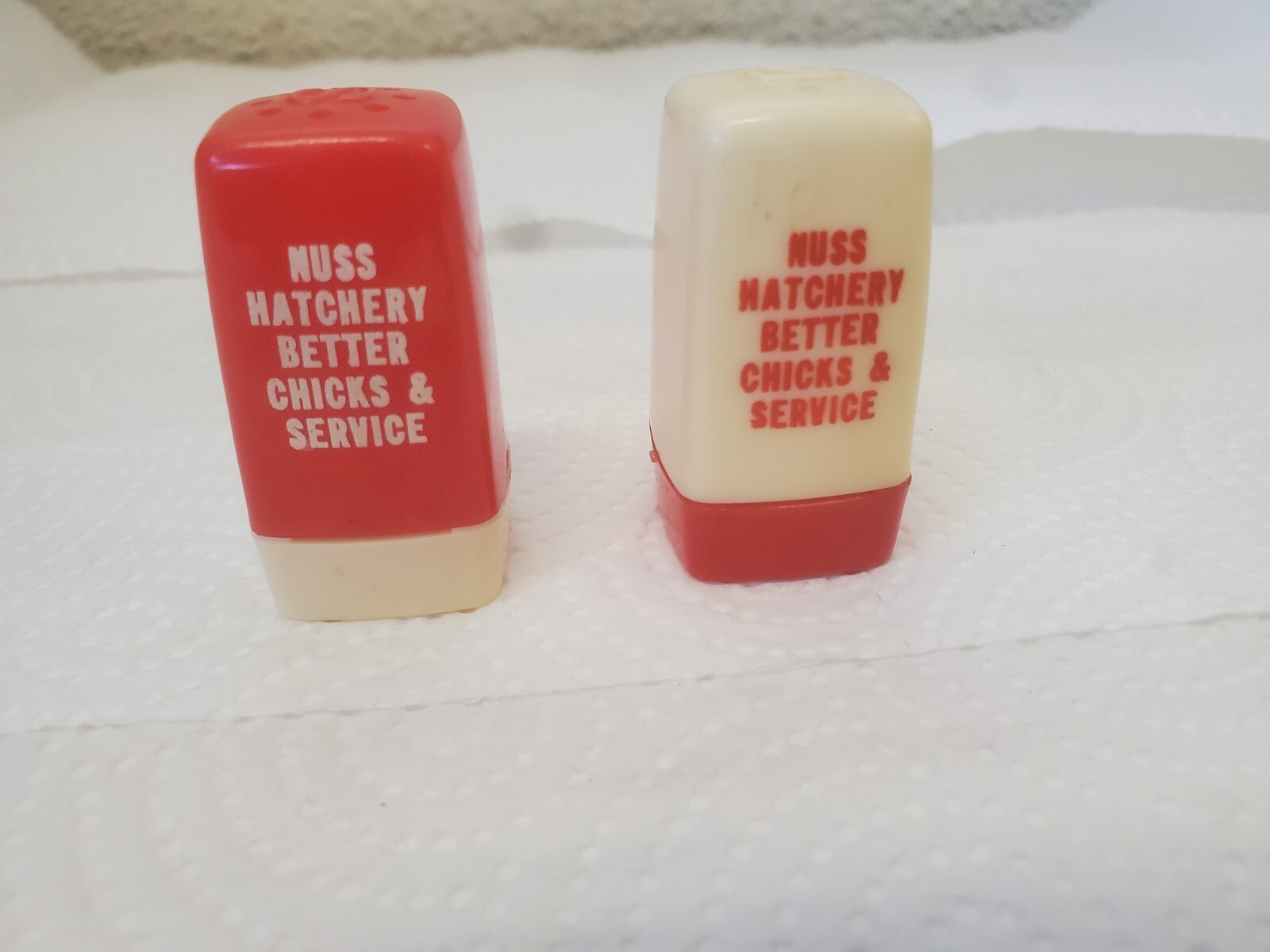 Small Plastic Salt & Pepper Shakers Nuss Hatchery Better Chicks Waverley Iowa