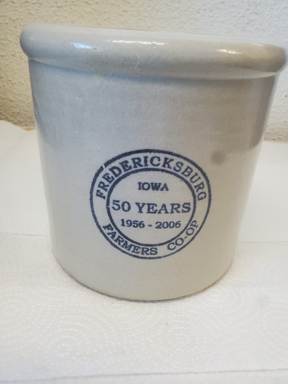 6″ Red Wing Crock Fredericksburg Farmers Cooperative 50 Years 2006 Iowa Grain