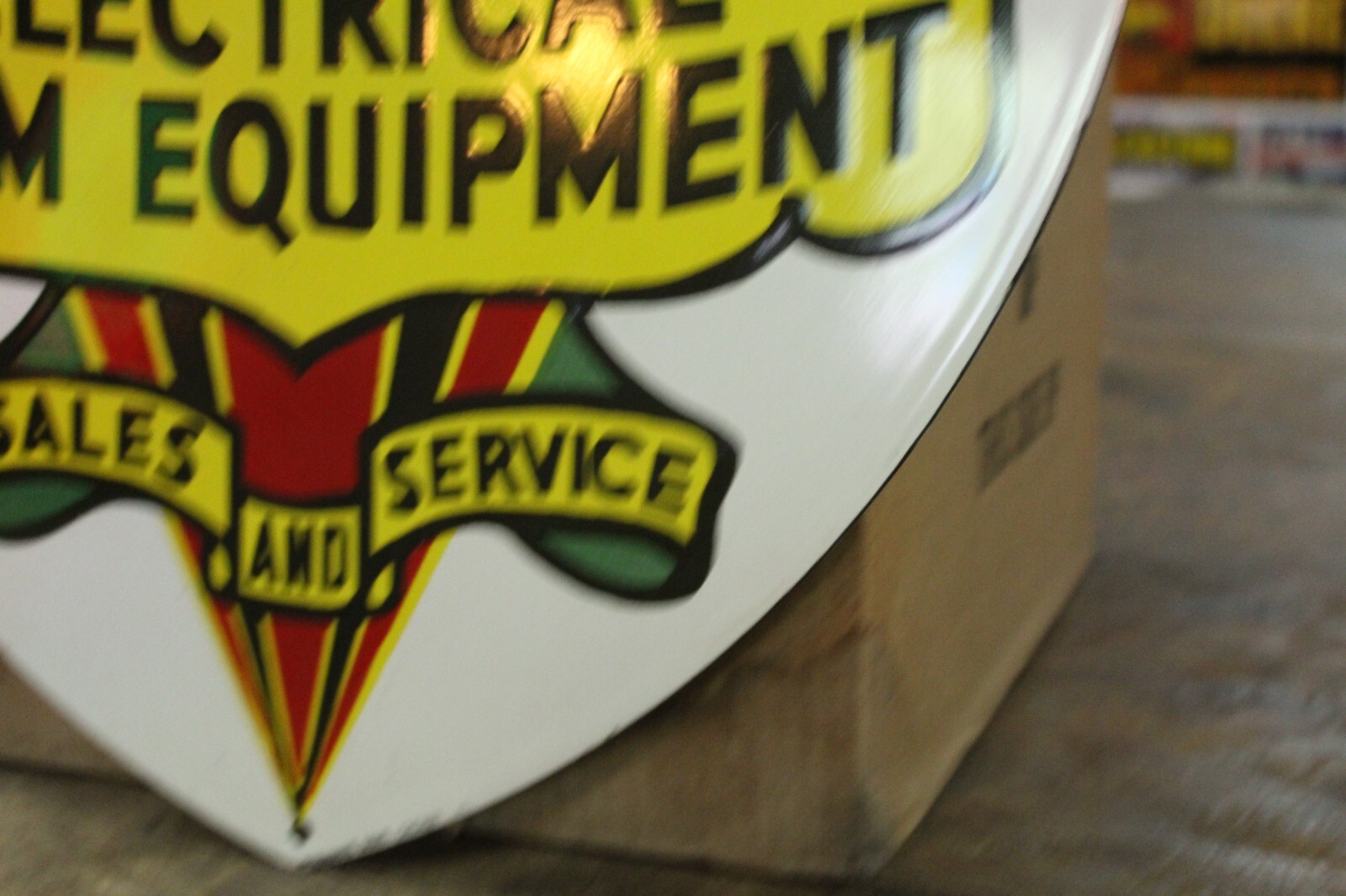 RARE 1950s WOOD’S ELECTRICAL FARM EQUIPMENT PORCELAIN METAL DEALER SIGN MILK COW