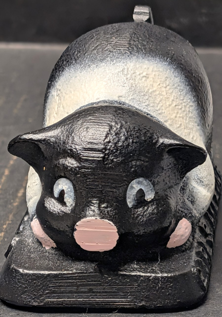 Cast Iron Pig Paperweight The Foundry Collection Mankato MN Advertising 4.5″L