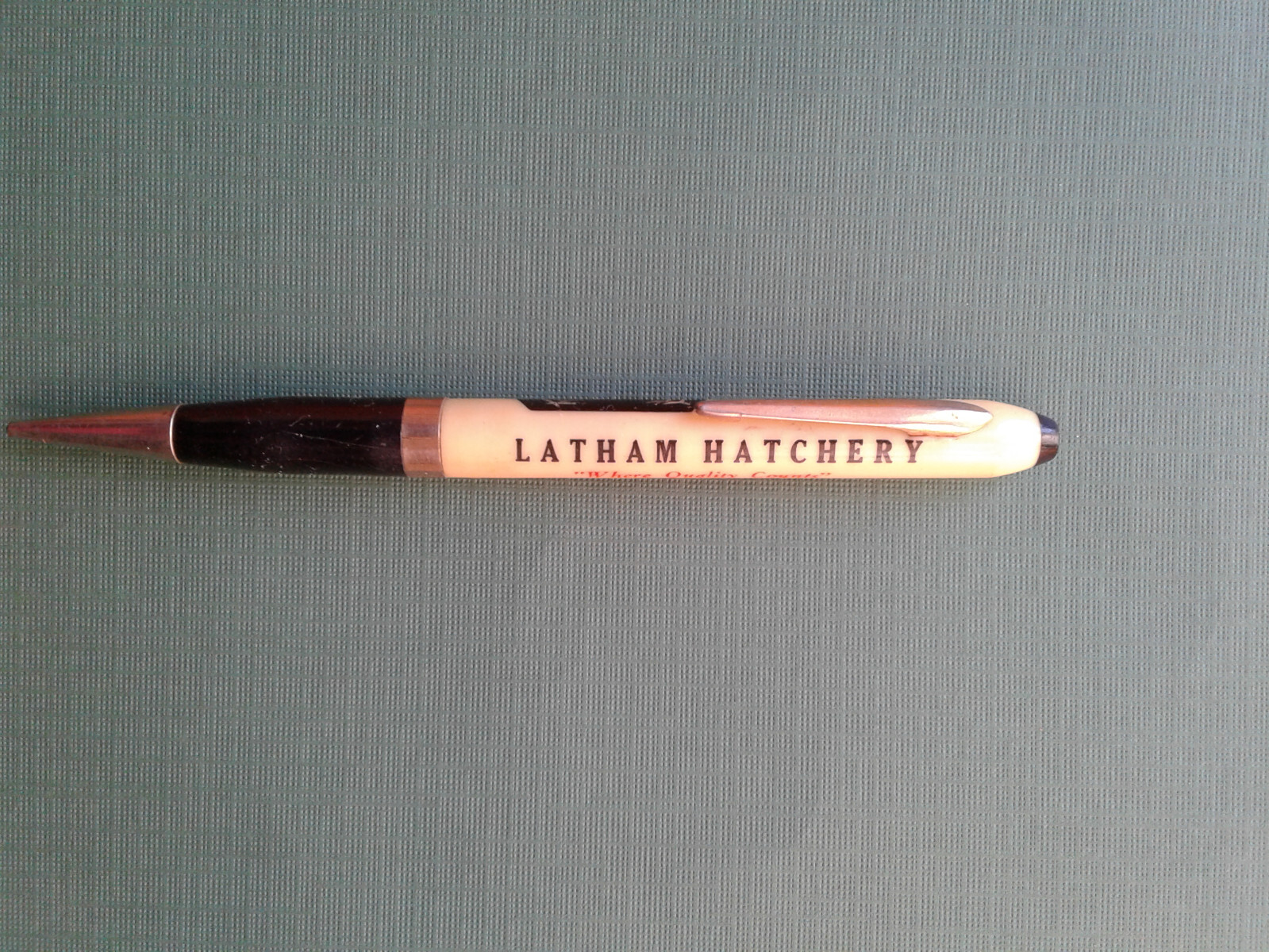 Collectible Cairo, Ne. advertising agriculture Latham Hatchery pencil.