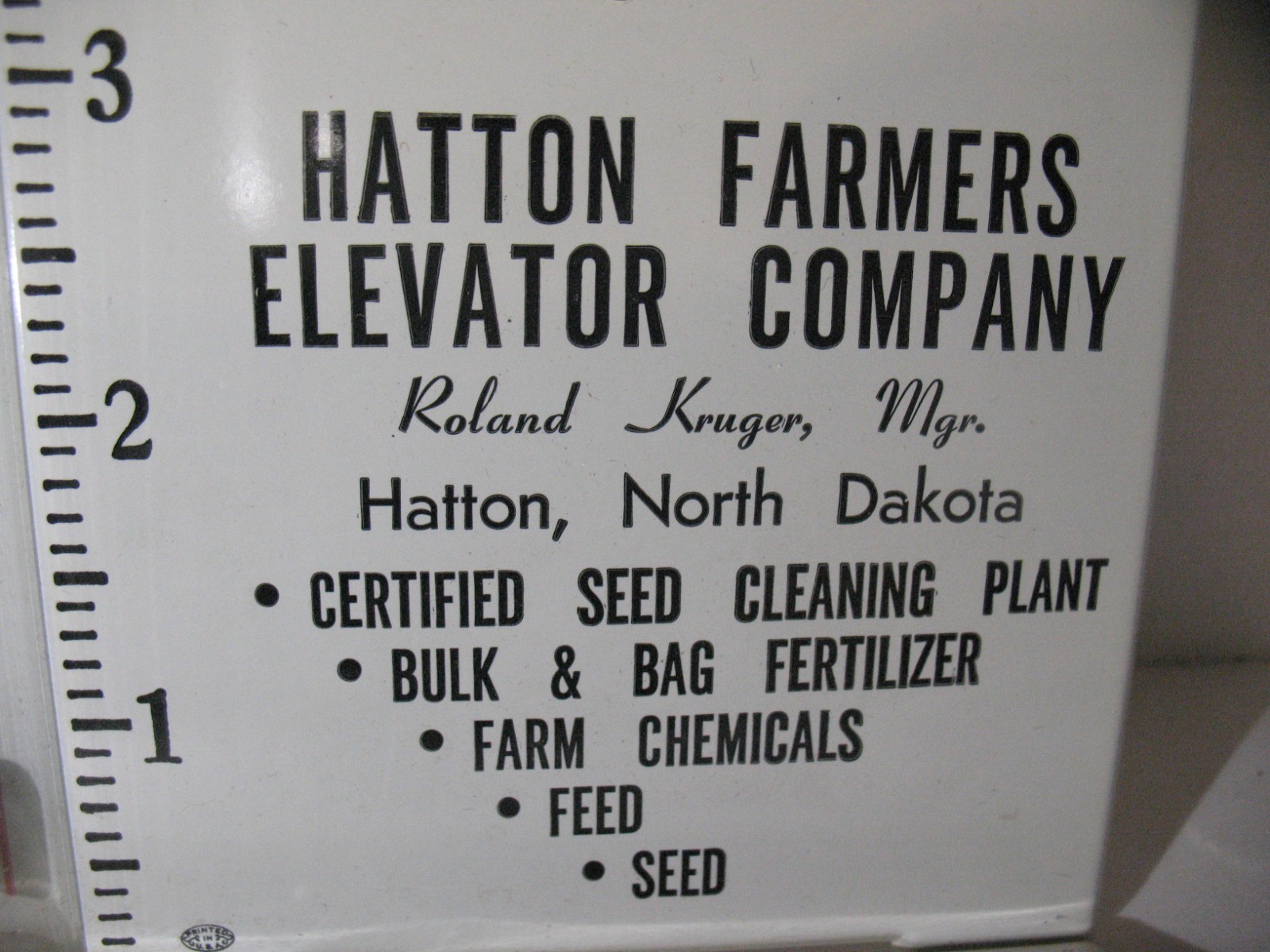 Vtg. Hatton Farmers Elevator Company Hatton N Dakota Advertising 4″ Rain Gauge
