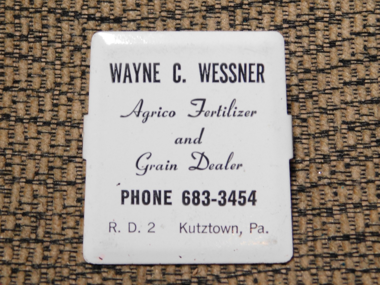 2″ Vintage Wayne Wessner Grain Agrico Fertilizer Advertising Clip Kutztown Pa.