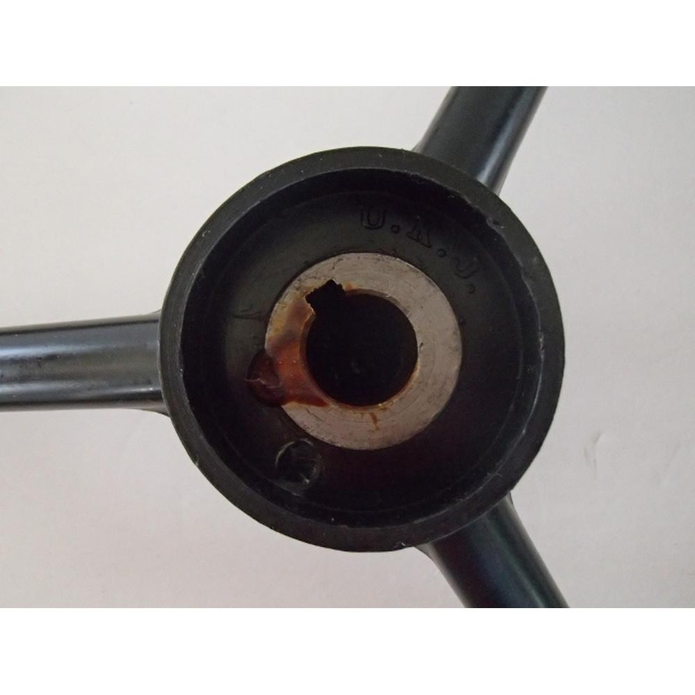 Steering Wheel Fits Kubota 185 L1500 L175L L1800 L2000 L2201 L225 L285 L295 15″