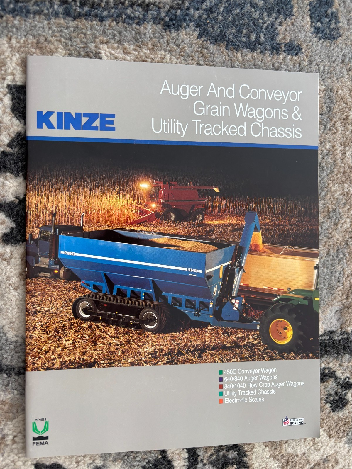 Kinze Auger & Conveyor Grain Wagons & Utility Tracked For 1996 Brochure AMIL26