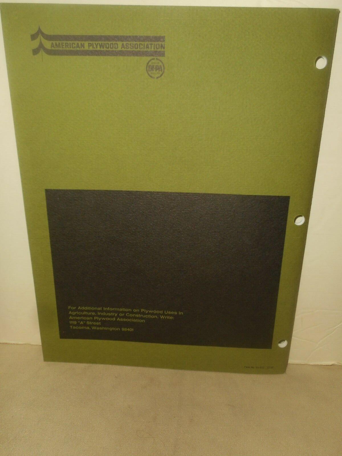 Plywood Pallet Bins for Agriculture 1968 Handbook Design Specifications Brochure
