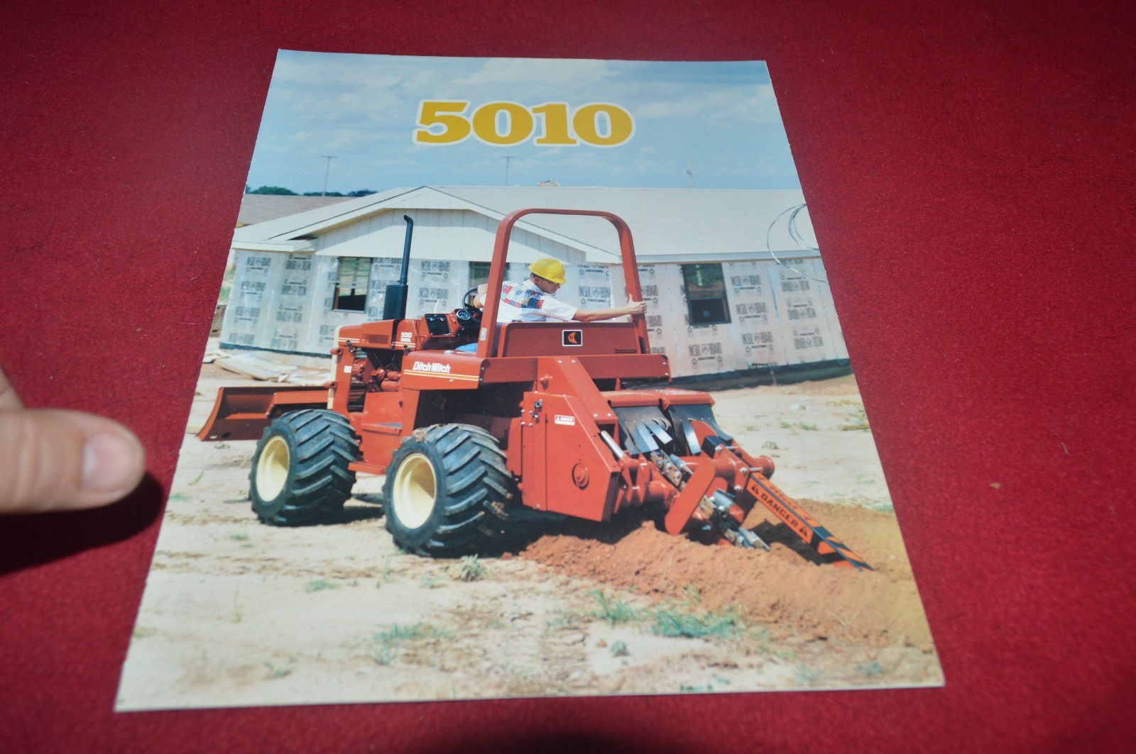 Ditch Witch 5010 Trencher Dealer’s Brochure CDIL