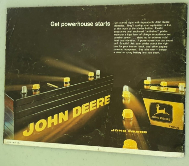 John Deere 820 1020 1520 2030 Tractor for 1971 Brochure DCPA26