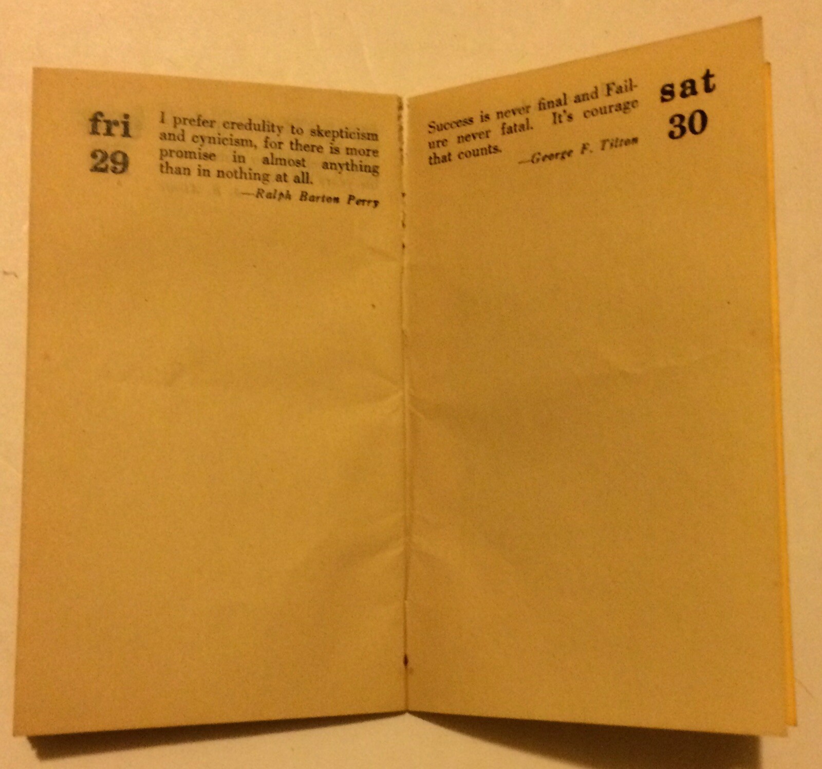 1949 “Your Quaker Friendly Daily Reminder” Booklet Quaker Rubber Corporation