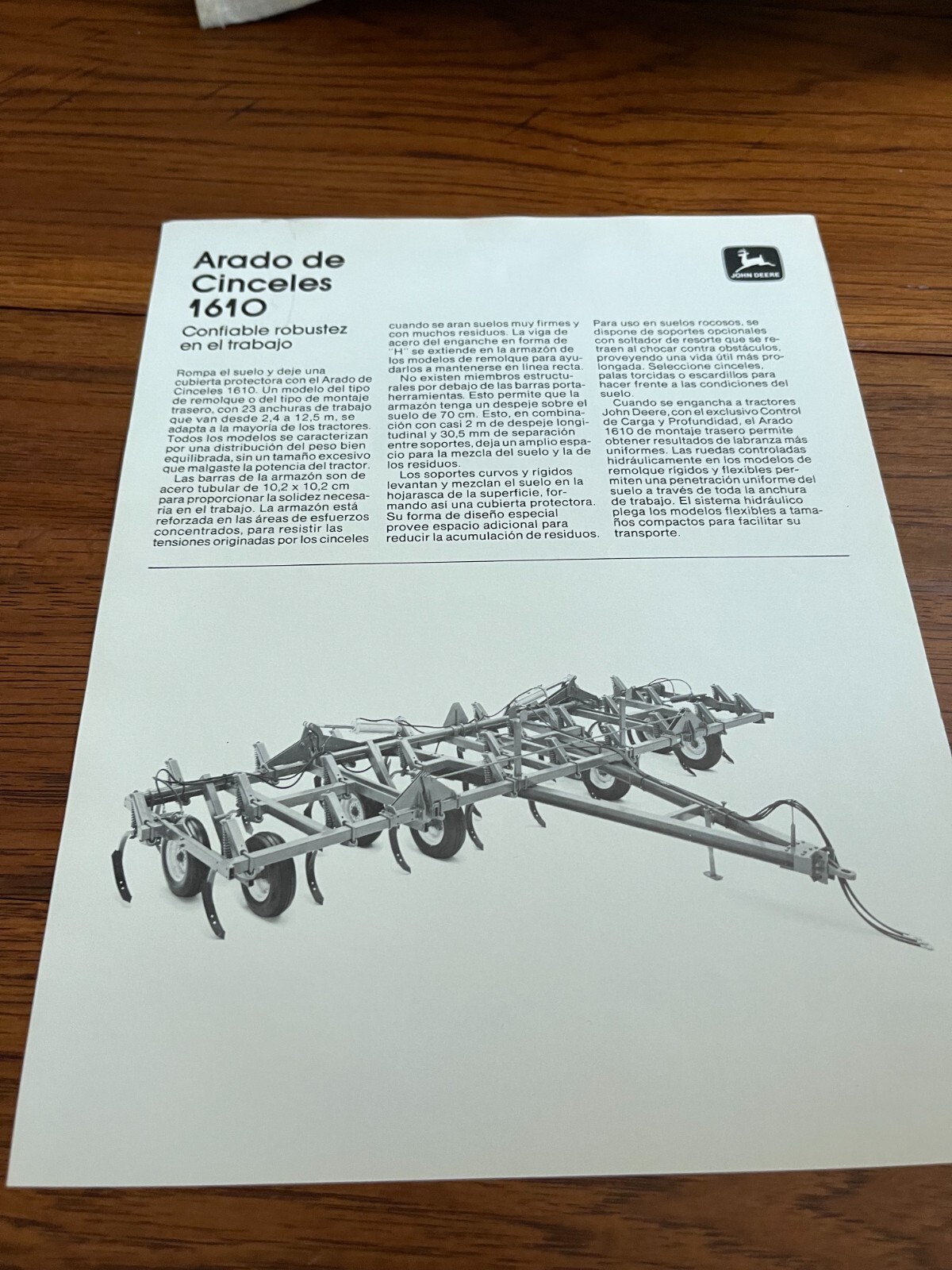 John Deere 1610 Chisel Plow For Mexico For 1981 Brochure AMIL21 ver5