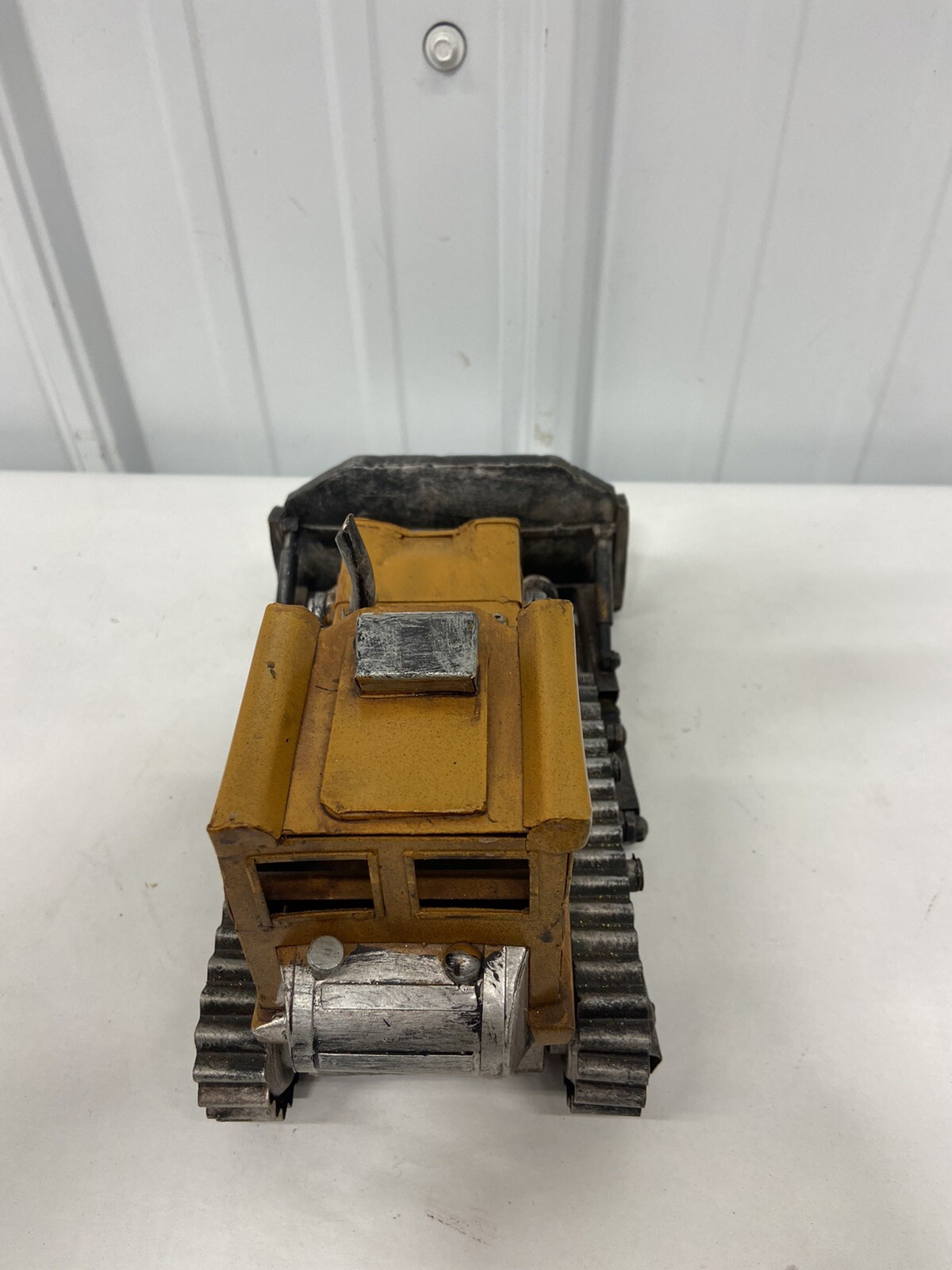 Vintage Bulldozer Metal Scale Model 10″ Collector Construction Bulldozer