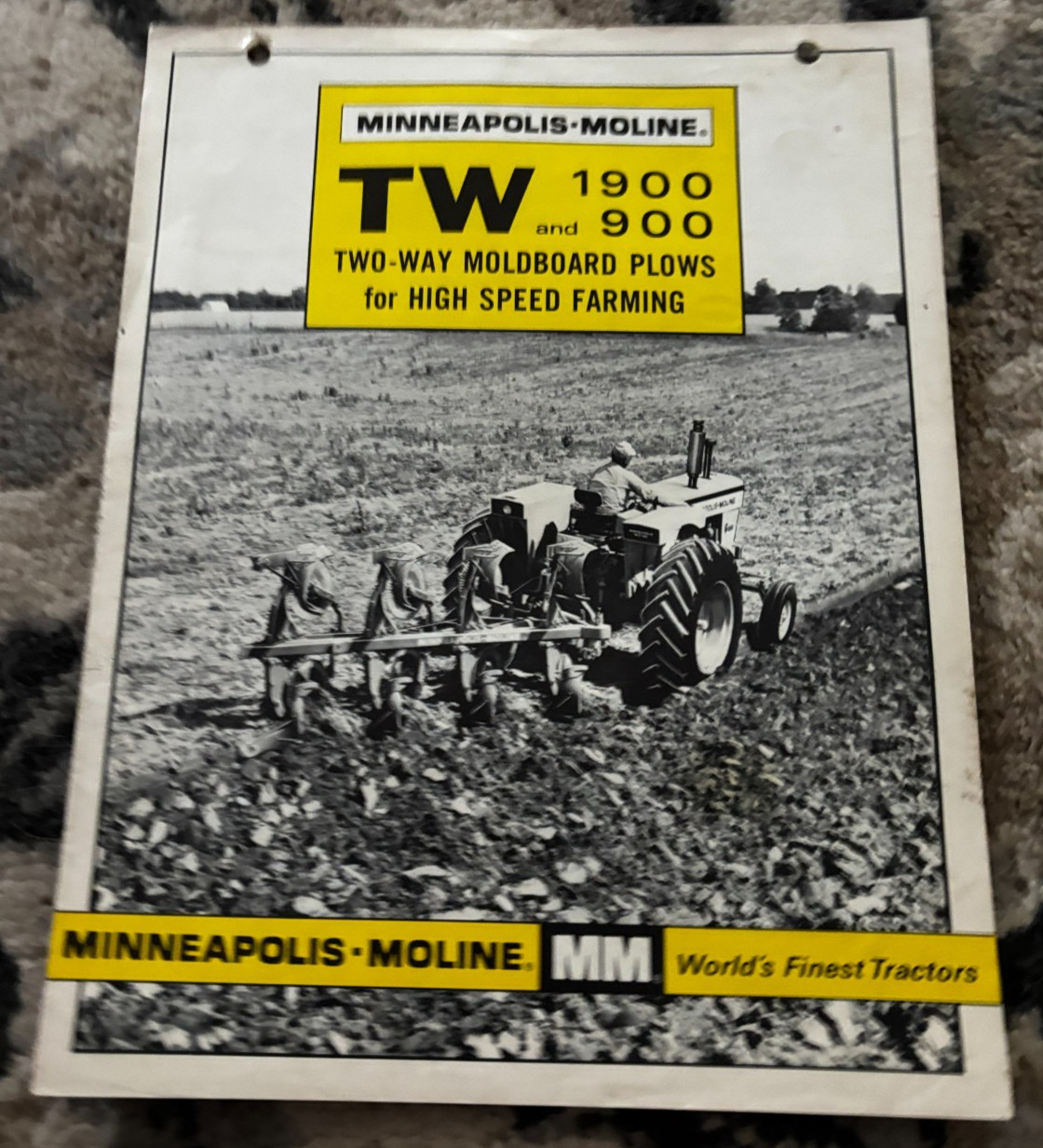 Minneapolis Moline 1900 900 Two Way Mold Board Plows Brochure DCPA26