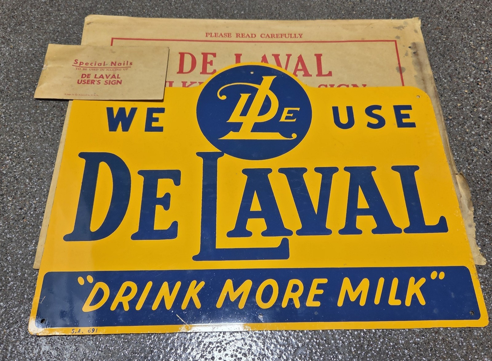 Vintage Metal Advertising Sign, We Use De Laval, Farm Dairy 16″ X 12″, NOS