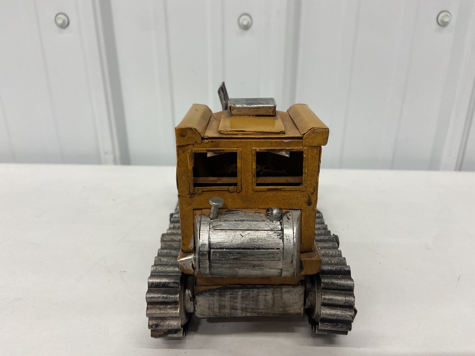 Vintage Bulldozer Metal Scale Model 10″ Collector Construction Bulldozer