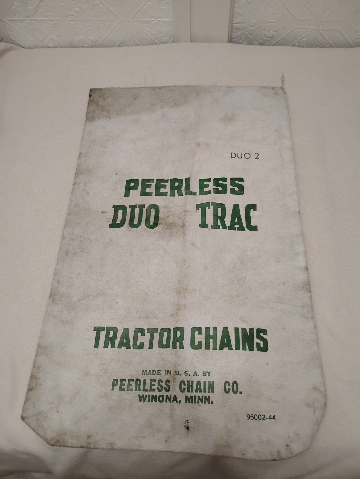 Vintage Peerless DUO TRAC Tractor Chains Cloth Bag Winona Minnesota 32″x19″