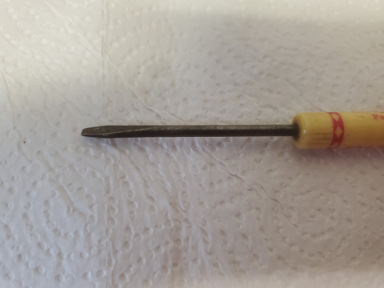 Small 4-1/3″ Screwdriver Cole Rendering Service Hudson Waterloo Phone Iowa