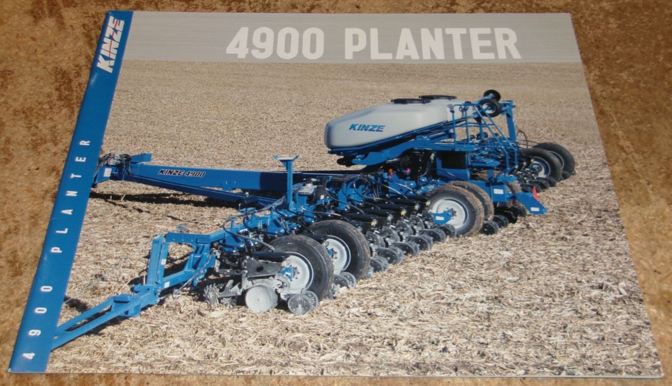 2013 kinze 4900 planter brochure in nice shape used