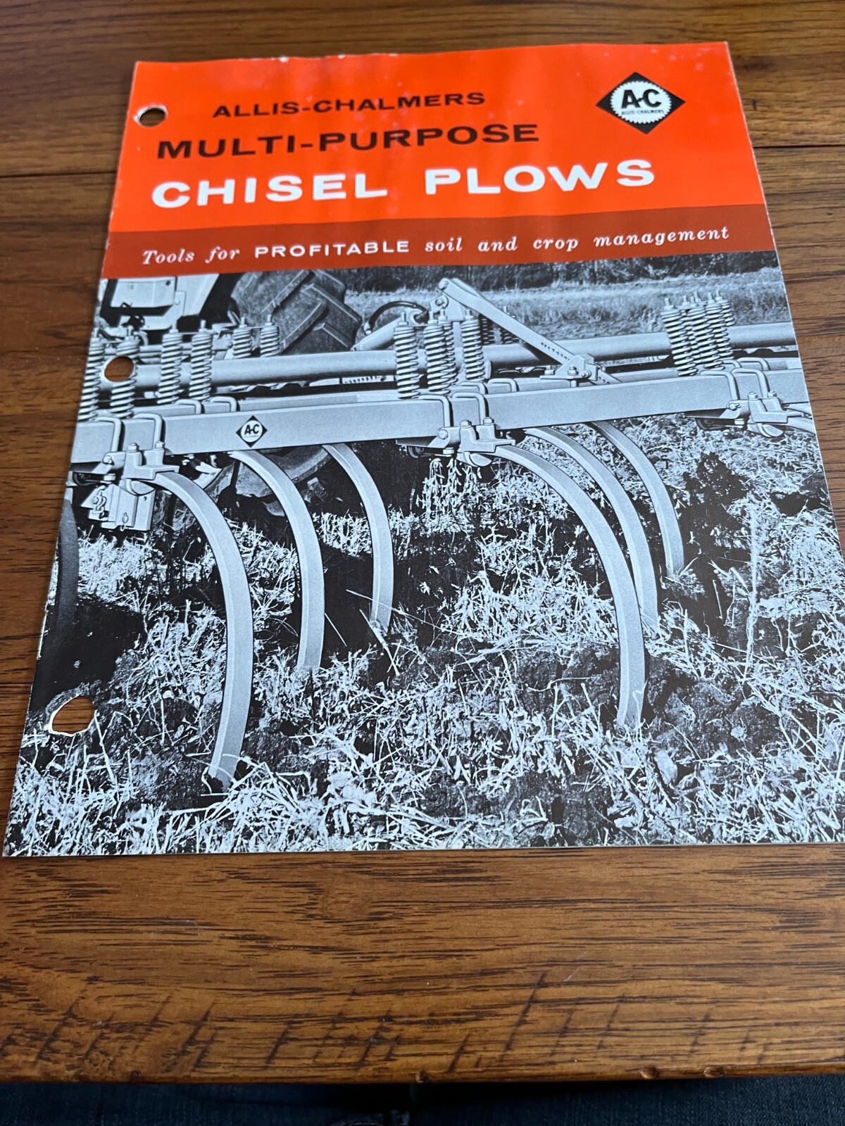 Allis Chalmers Chisel Plows For 1961 Brochure DCPA18