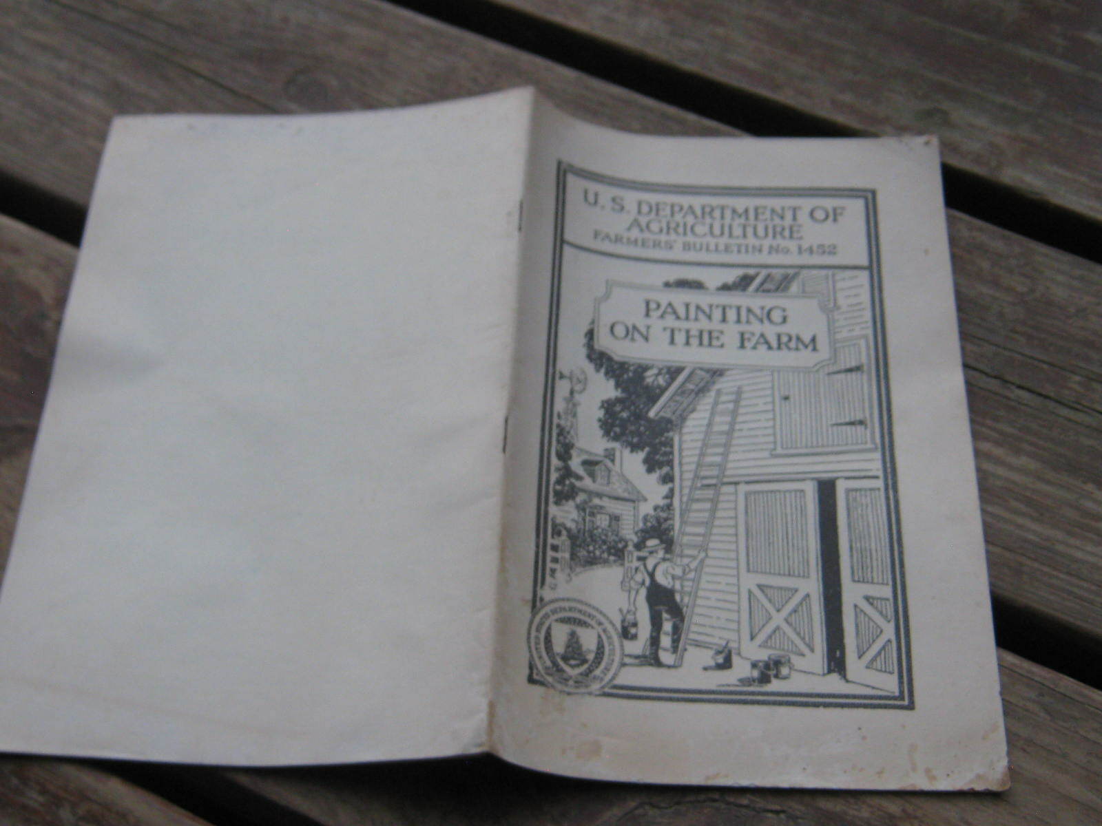 1925 US Dep’t of Agriculture Farmer’s Bulletin No.1452 Painting On The Farm
