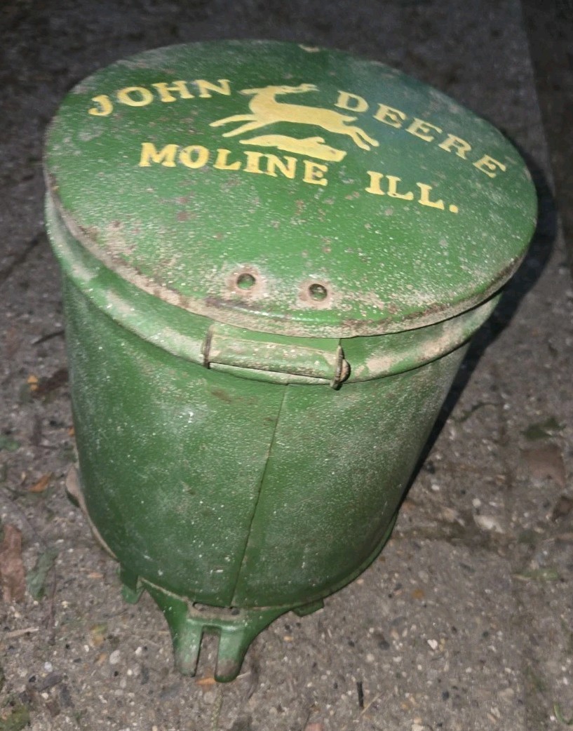 John Deere Moline ILL Cast Iron Corn Planter Seed Box & Lid Farm Sign Y2596 – B