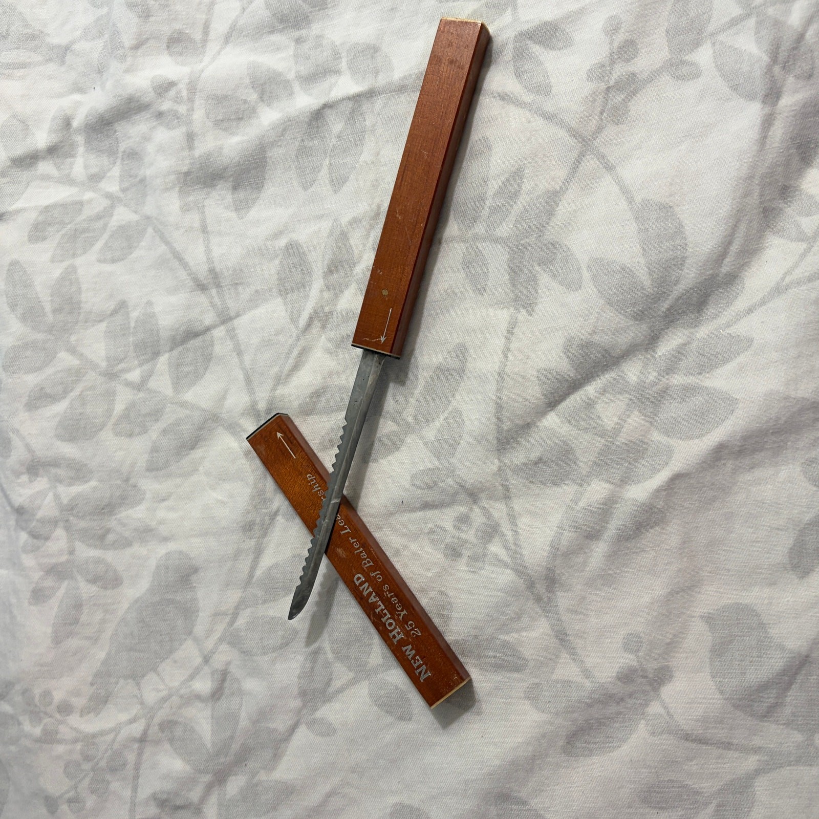 Vintage New Holland 25 Years of Baler Leadership Advertising Fishing Filet Knife