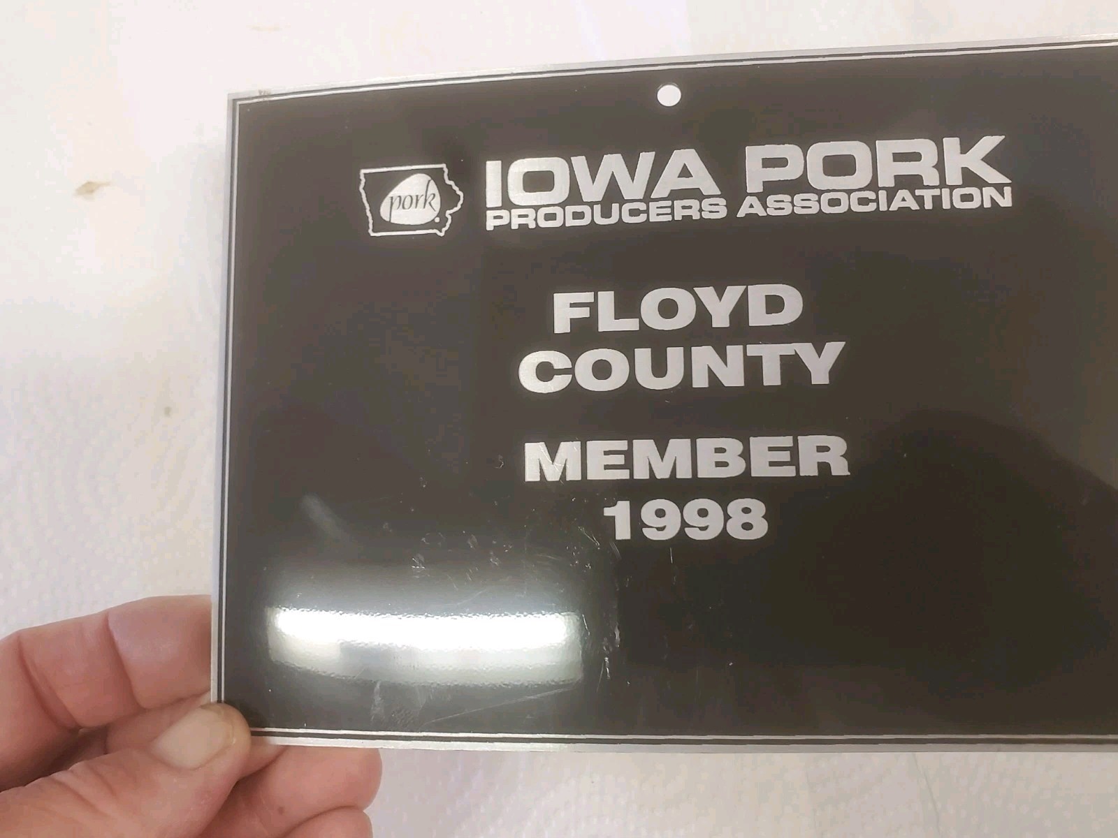 7-1/2″ X 5-1/2″ Metal Sign Iowa Pork Producers Association Floyd County 1998 Pig