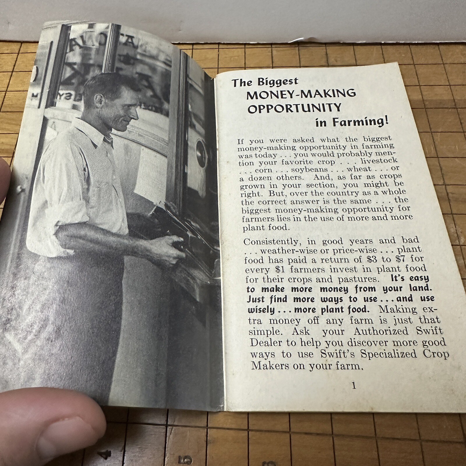 Vintage Advertising Swift’s Plant Food Service Red Steer Memo Book