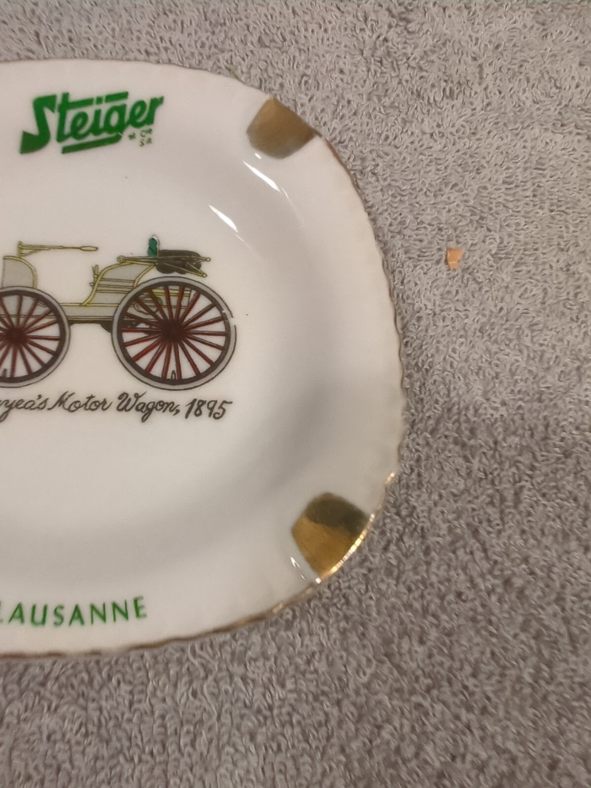 Steiger Ceramic Ash Tray, Duryea’s Motor Wagon. “Lausanne” Gold Color Edging