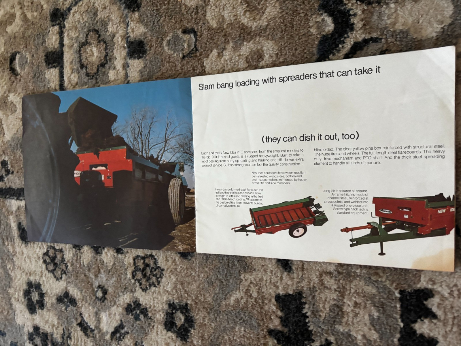New Idea Manure Spreaders For 1971 Brochure DCPA26