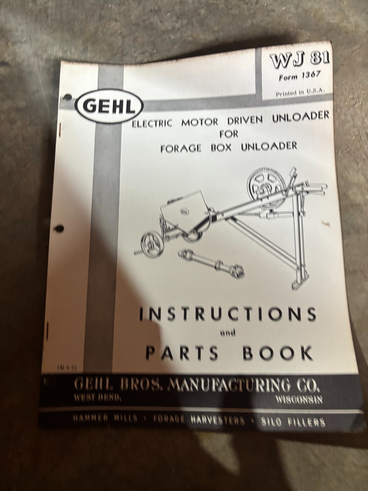 Gehl WJ-81 Electric Motor Driven Wagon Box Parts Book & Operator’s Manual AMIL26