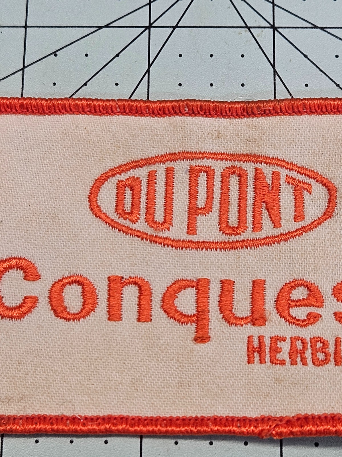 Vintage DuPont Conquest Herbicide Agriculture Farm Logo Advertising Patch