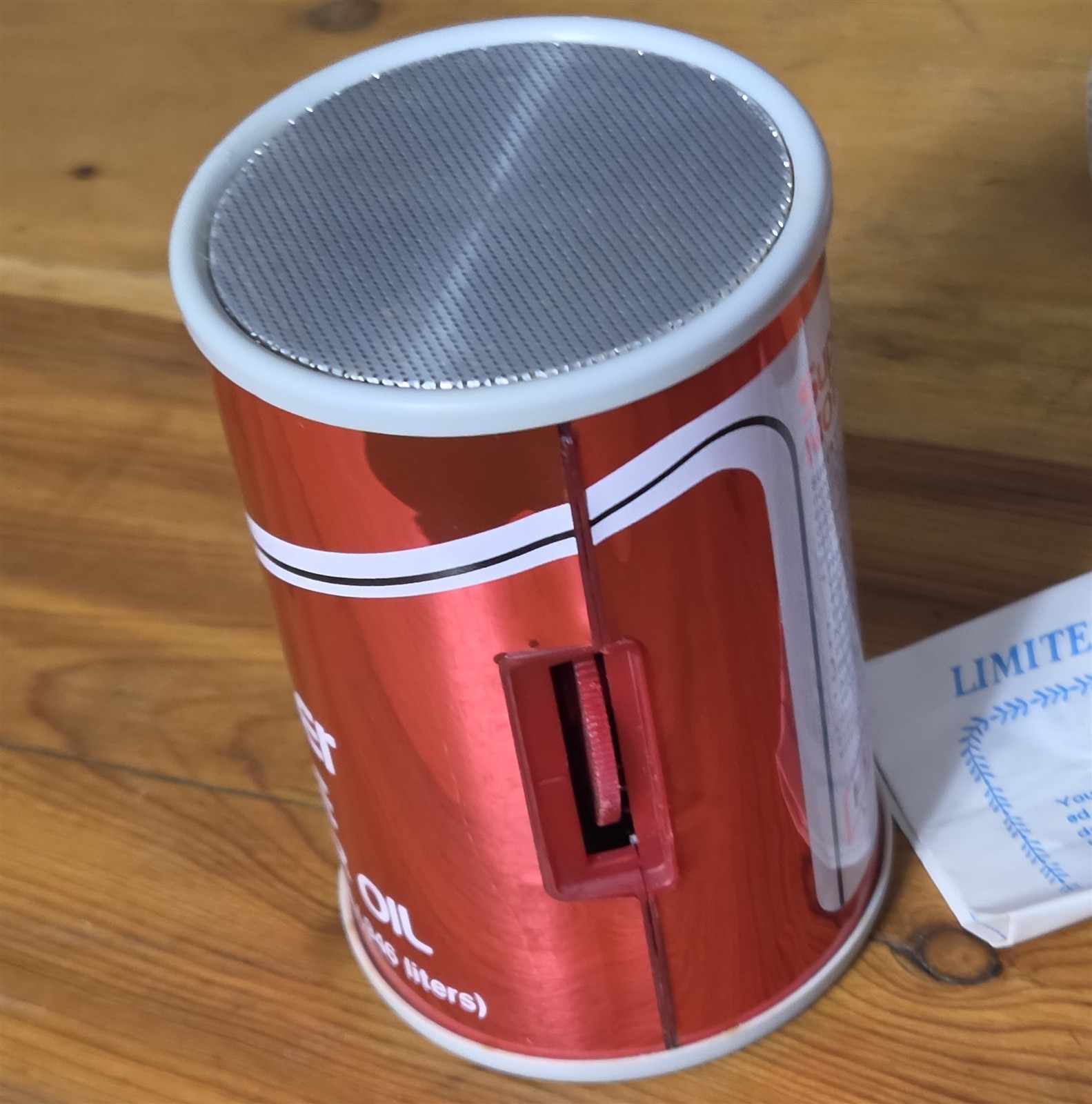 VINTAGE FS NIB SUPER LUBE MOTOR OIL CAN TRANSISTER RADIO TESTED WORKING 5″ TALL